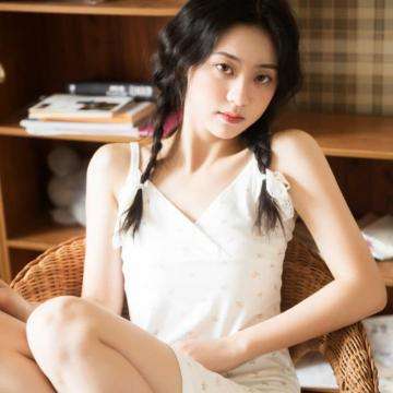山花子·银字笙寒调正长